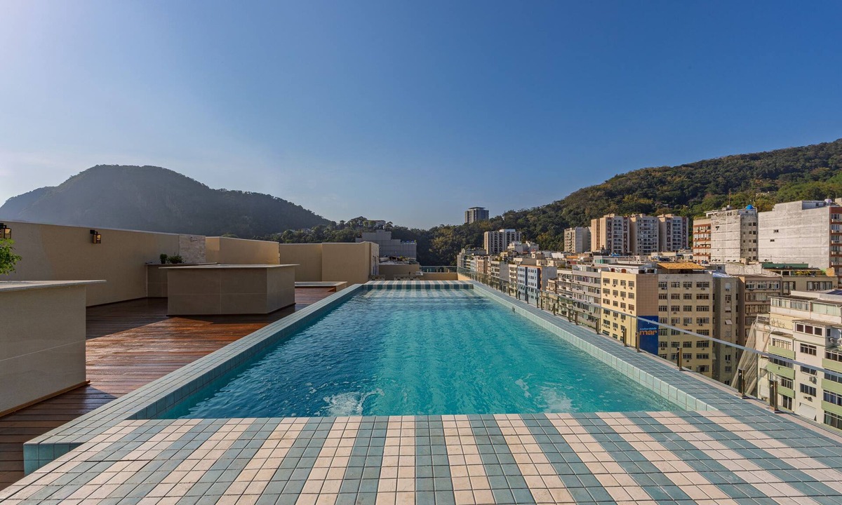 Copacabana Apartment | Charming Studio Just a Few Steps from the Beach | CNJ Q6