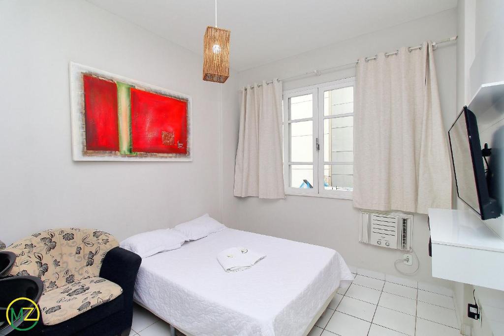 Copacabana Apartment | Cheap Studio close to Ipanema