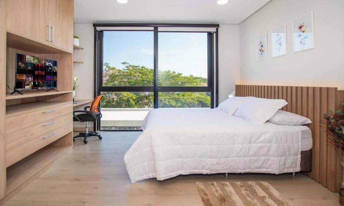 Asuncion Apartment | Chic Studio | Malls, Pool, Gym & Rooftop View
