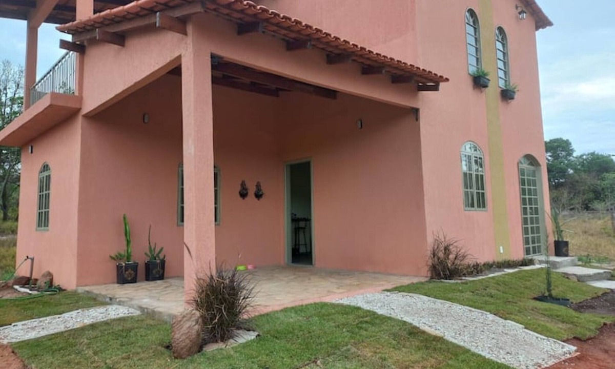 Pirenopolis Cottage | Comfort and nature in a country house for five people.