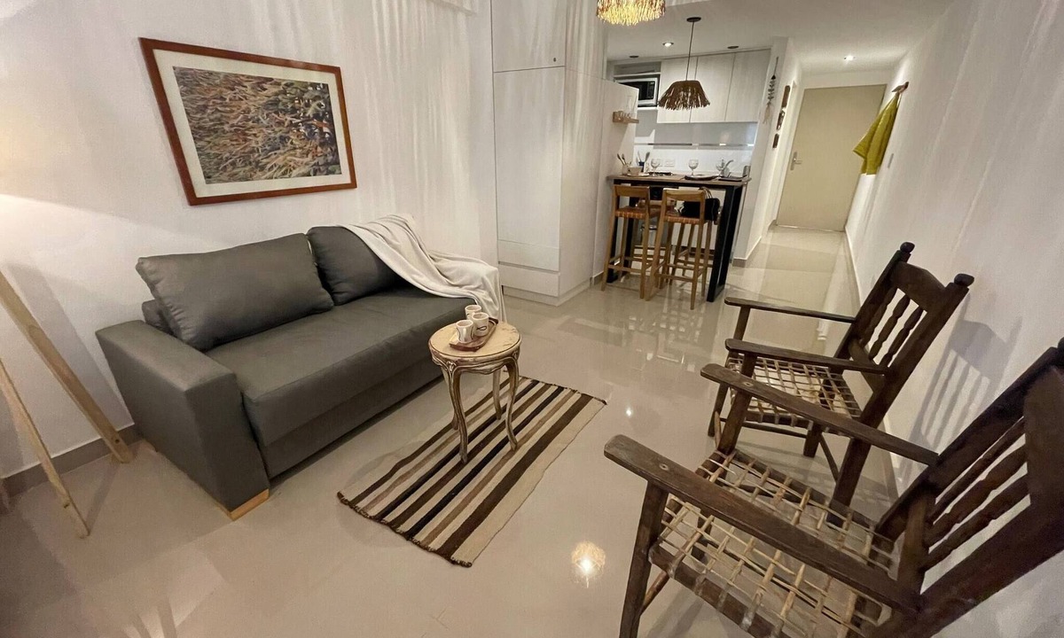 Buenos Aires Central Business District Apartment | Comfortable and Elegant with Heated Pool