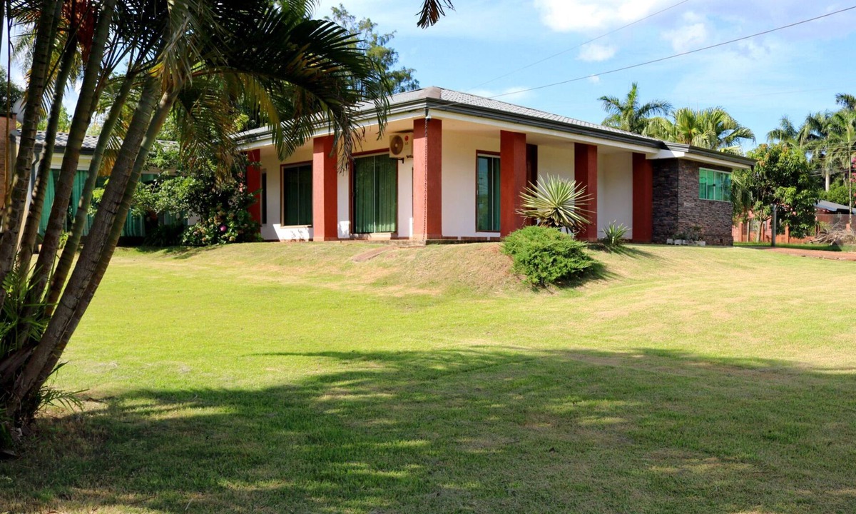 Itapua Department Villa | Comfortable Villa Licht in the center of Obligado
