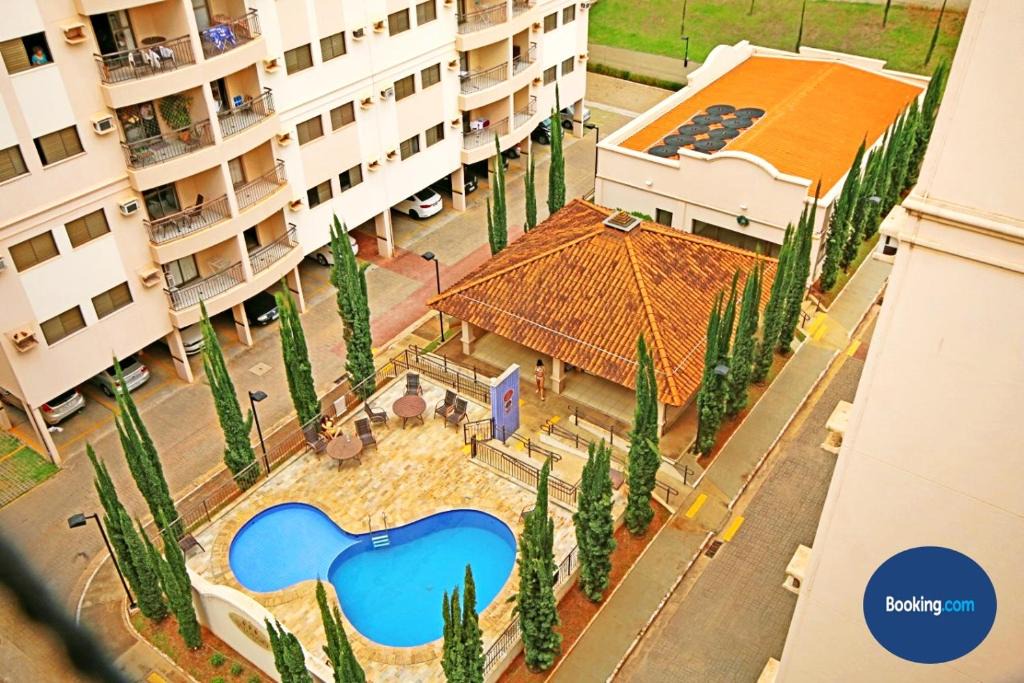 Olimpia House | Condomínio Villaggio, 400 metros do parque! “Ap”