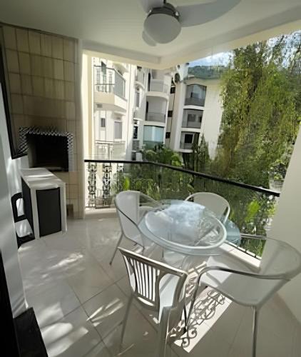 Pereque-Mirim Apartment | Condomínio Wembley Tenis - Praia das Toninhas