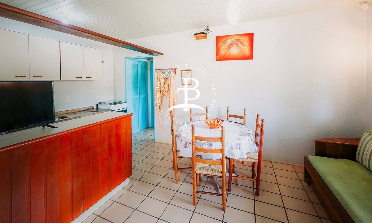 Ponta das Canas House | Condominium with pool | House with 2 suites