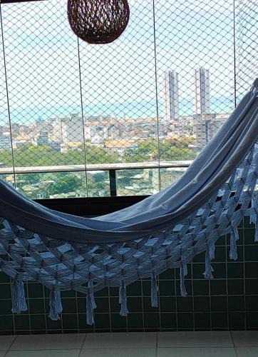 Boa Vista Apartment | Confortável apartamento com 2 quartos, sendo um suíte, varanda, ampla sala, cozinha área de serviço e banheiro social