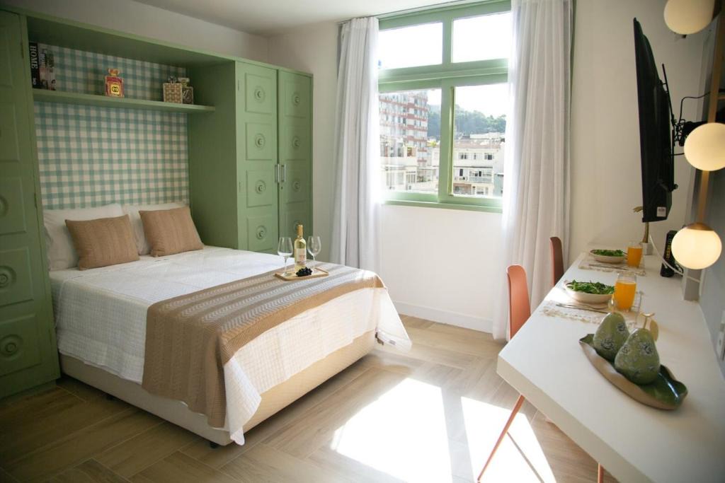 Leme Apartment | Copacabana | Studio reformado na Av Atlântica