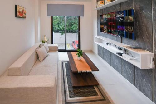 Fernando De La Mora Apartment | Cozy 1BR Desk Pool & Terrace