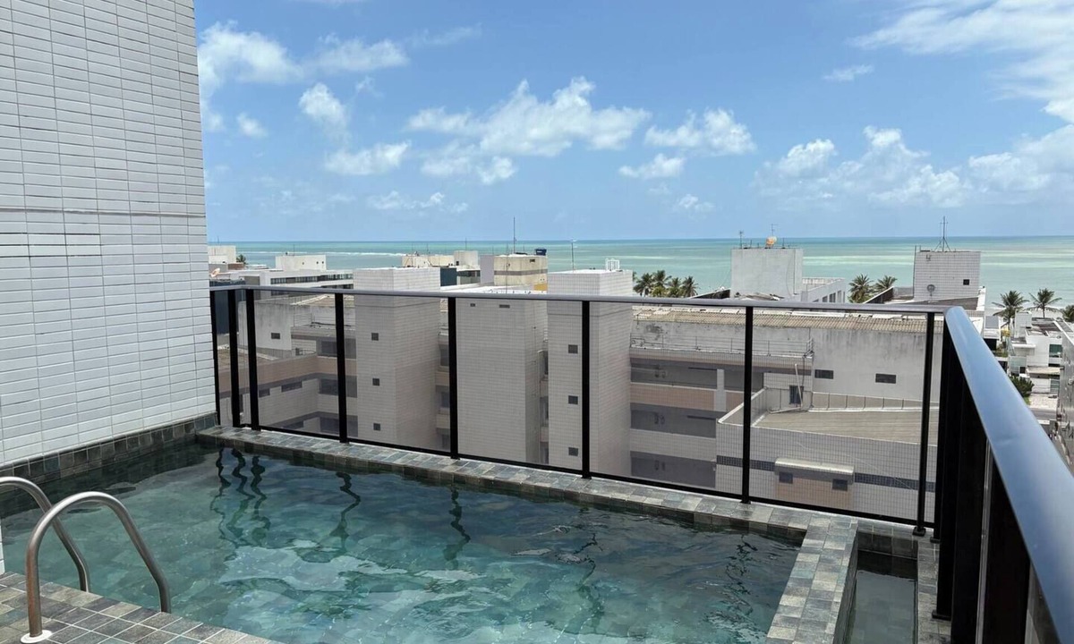 Jardim Oceania Apartment | Cozy and modern apartment with balcony.