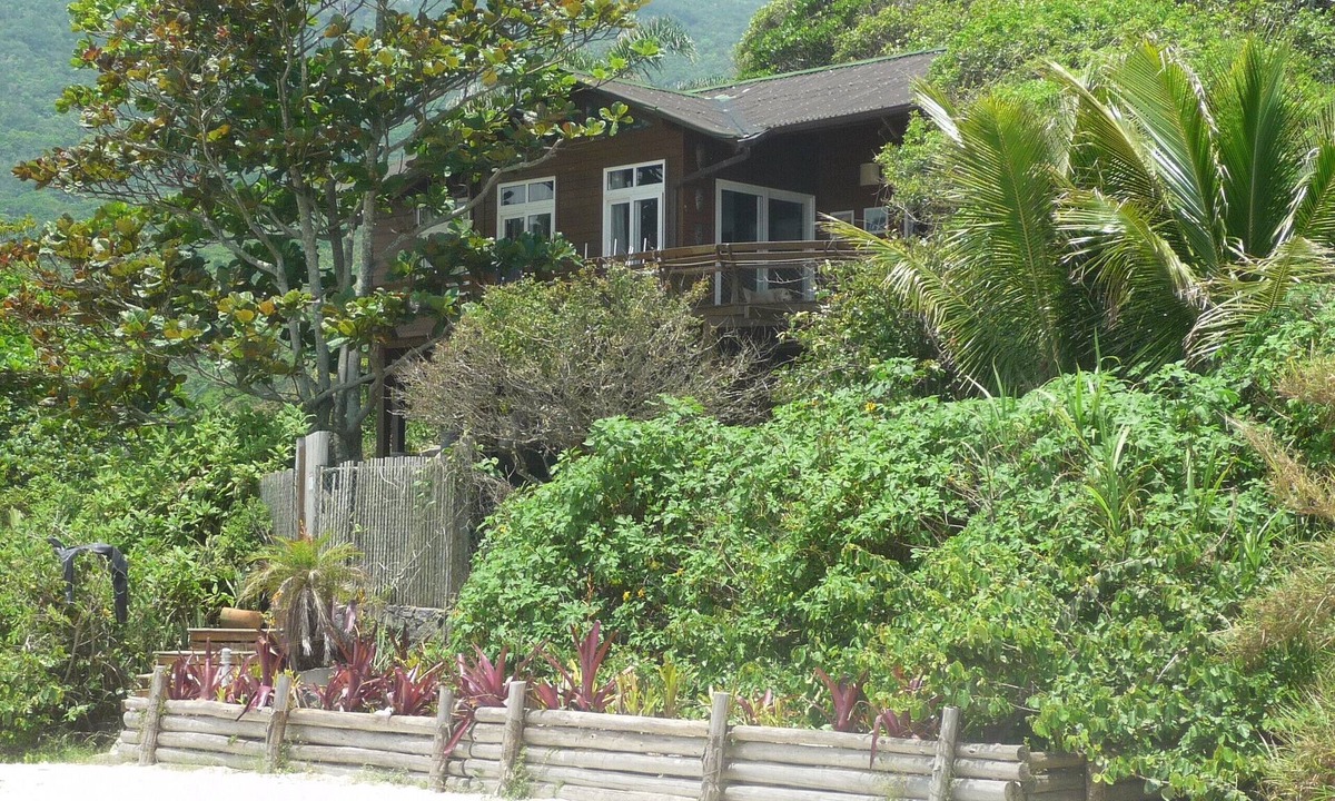 Pantano do Sul House | Cozy home on the beach sand with wonderful views and fully equipped