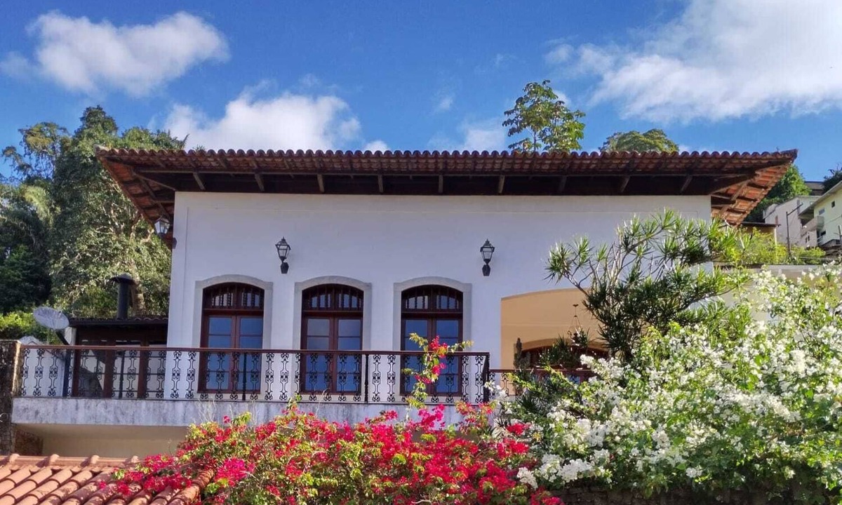 Valparaiso Apartment | Cozy hotel suite in charming Valparaíso Petrópolis with WiFi