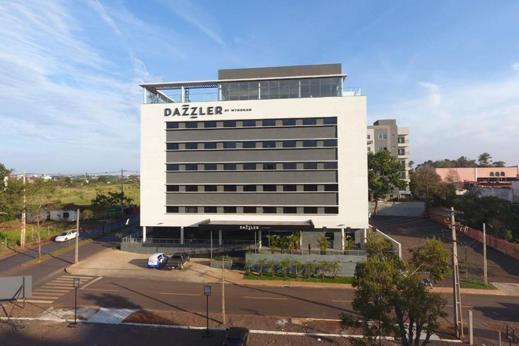 Ciudad Del Este Hotel | Dazzler by Wyndham Ciudad del Este