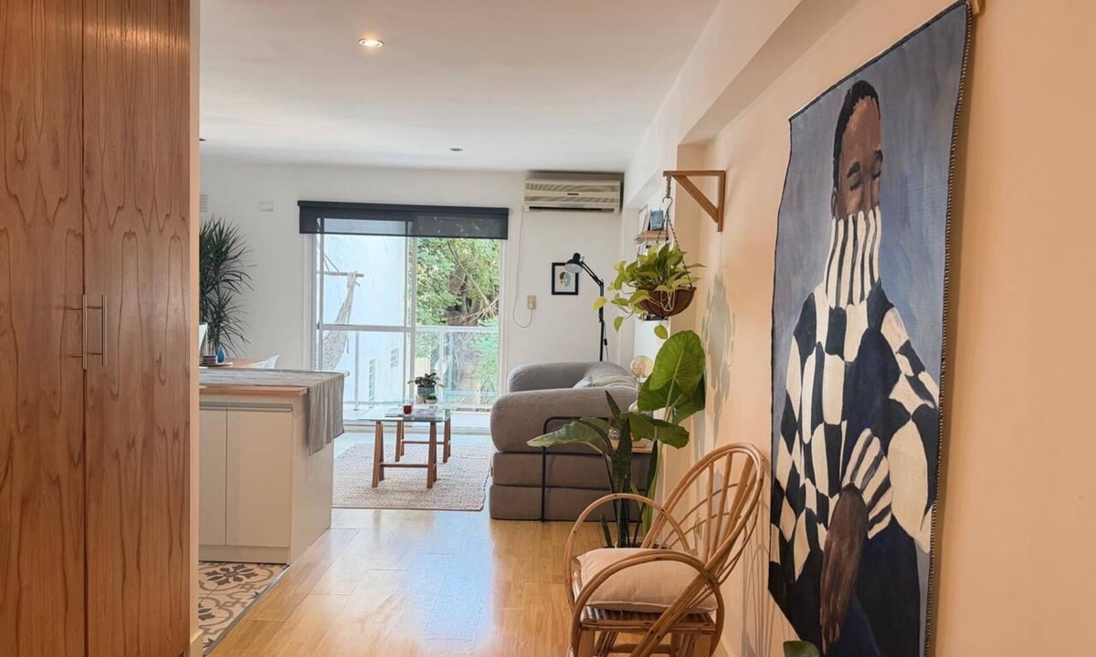 Colegiales Apartment | Design & light in Palermo/Colegiales | 1BR + balcony | WiFi + projector