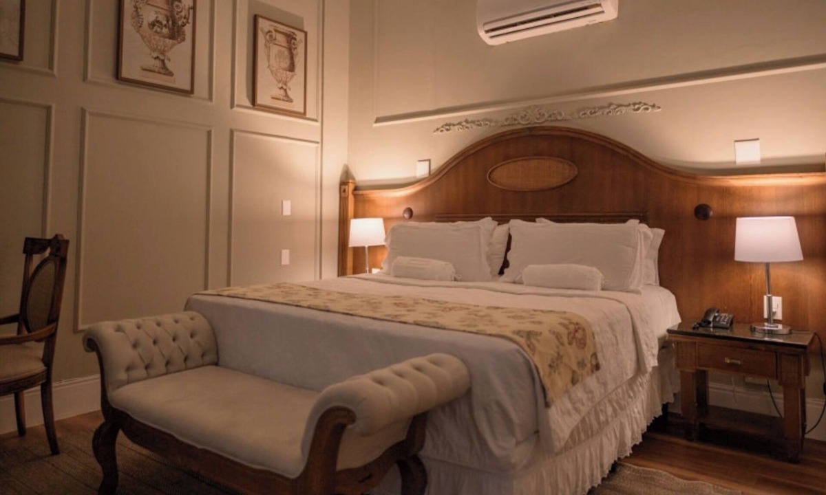Matriz Hotel | Discover Curitiba Magic—Historic Boutique with Breakfast, Garden& City Center