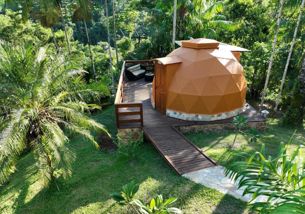 Paraty Cabin | Domo João de Barro -Deluxe- com banheira dupla de Hidromassagem