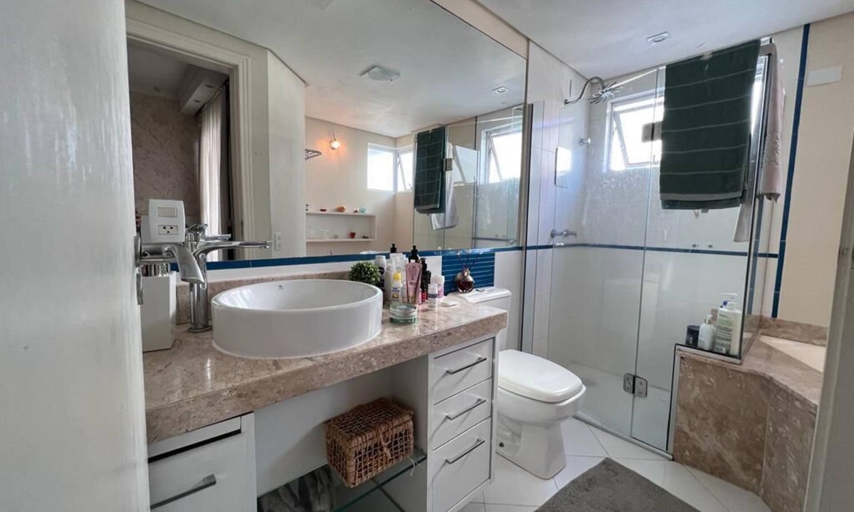 Centro Apartment | Duplex 2 Blocks from the Beach -