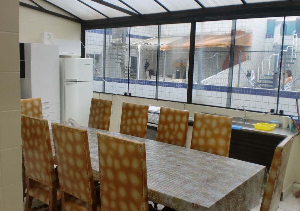 Ocian Apartment | Duplex penthouse overlooking pool to the sea great location.