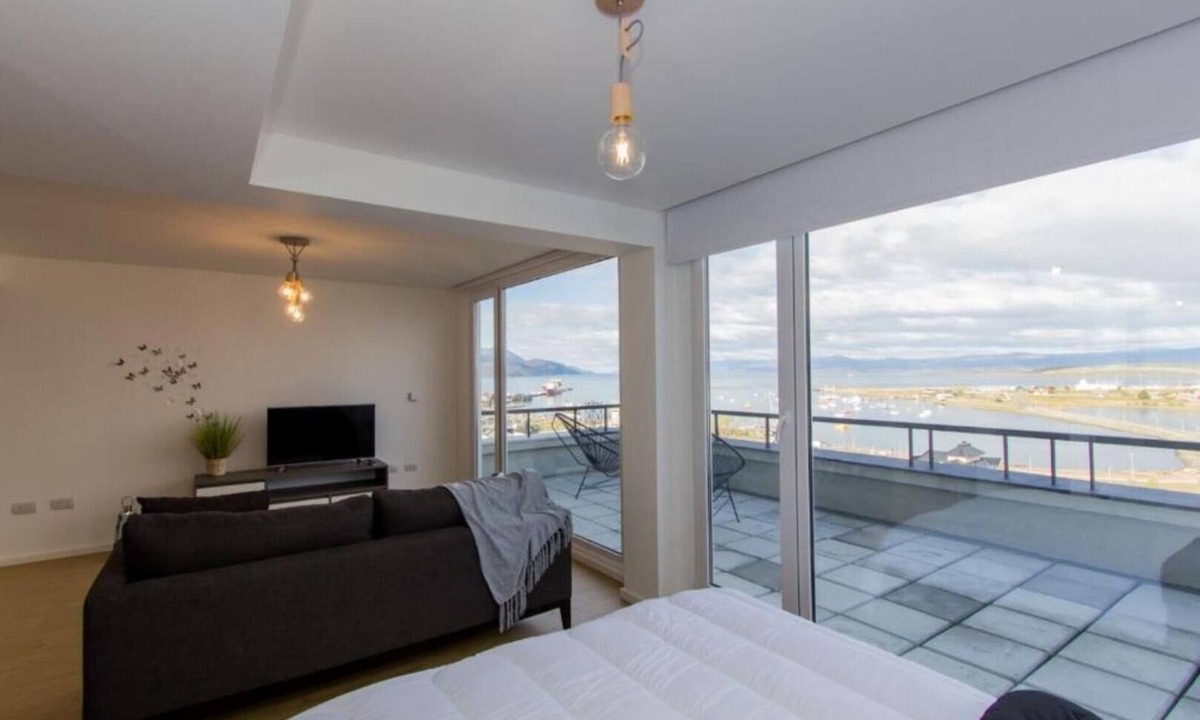 Province of Tierra del Fuego House | Edificio Pacífico - Apartment with sea view