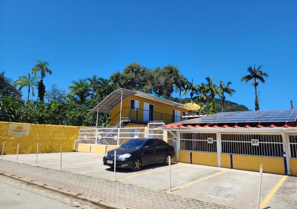 Lazaro House | Encantos do Lázaro