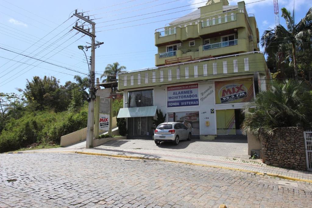 Centro House | Encosta Dourada