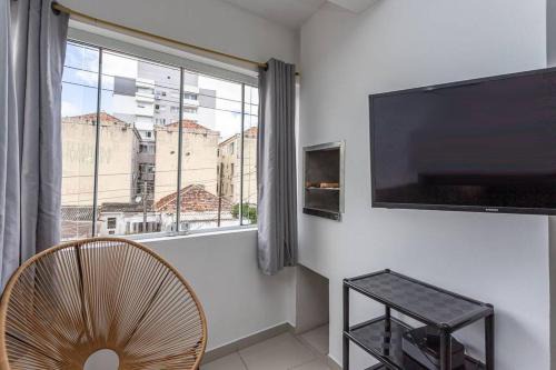 Cidade Baixa Apartment | Ensolarado e iluminado!