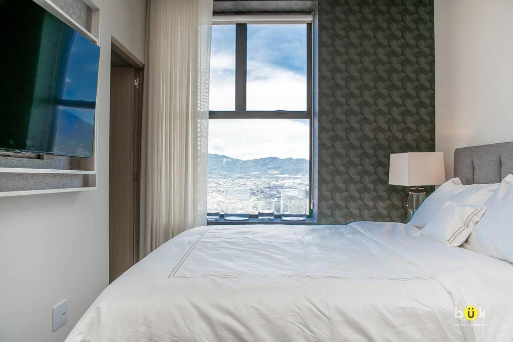 La California Apartment | Escalante Executive Studio AC