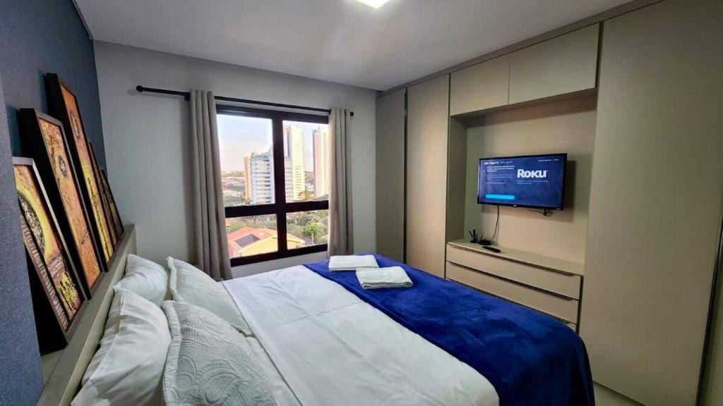 Amambai House | Estúdio com Quarto Privativo, TV e Cama Super King