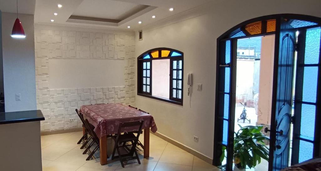 Pereque House | Excelente Sobrado no Guarujá