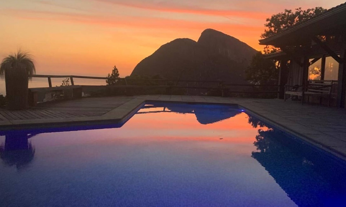 Gavea House | Exceptional mansion with panoramic views between the sea and mountains, with 24-hour security.