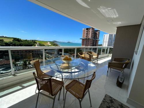 Praia do Morro Apartment | Exclusivo Apto 3Qts com Vista Mar - 2 Vagas - Praia do Morro - Novo e Ventilado