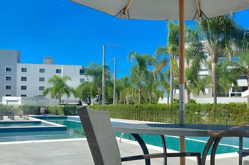Ingleses Norte House | Férias na praia c/piscina e espaço de lazer