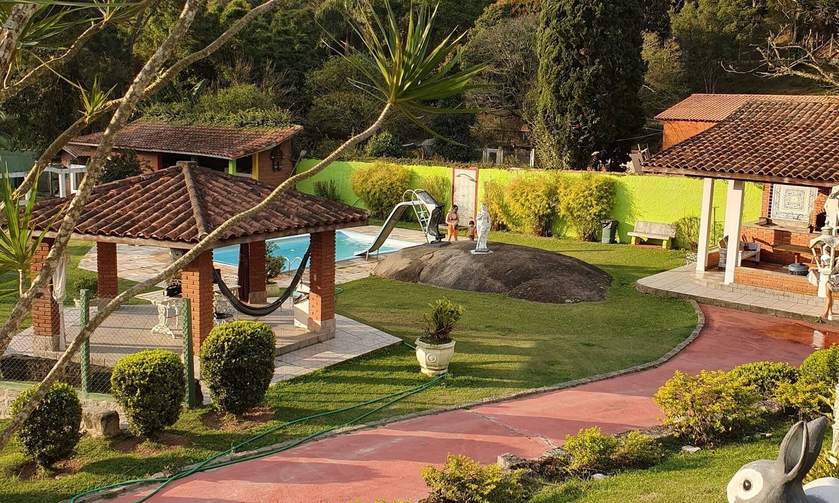 Cotia House | # Farm with swimming pool, soccer field and barbecue