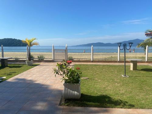 Garatucaia Apartment | Flat pé na areia em Garatucaia