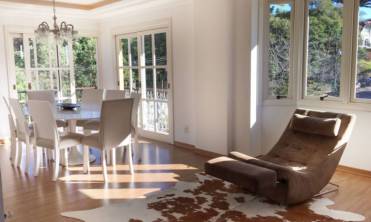 Planalto Apartment | Gramado Center - Charming triplex with views of the Quilombo Valley