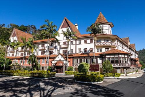 Aguas de Lindoia Hotel | Grande Hotel Glória