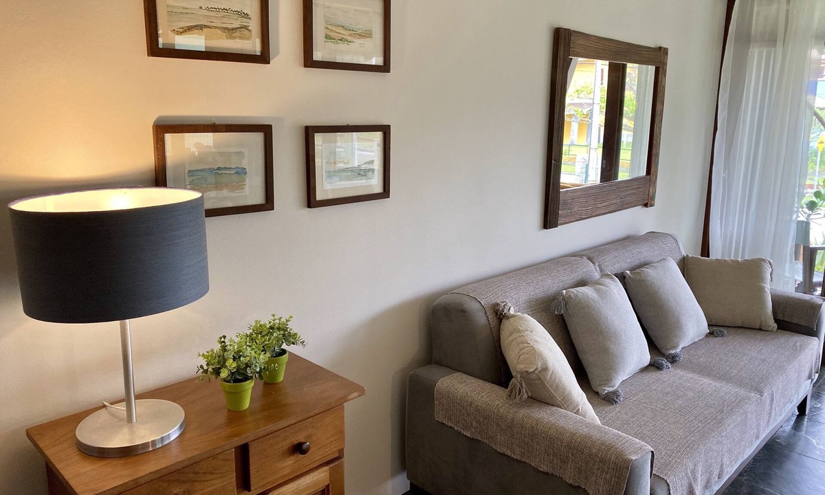 Morrinhos House | Great location!