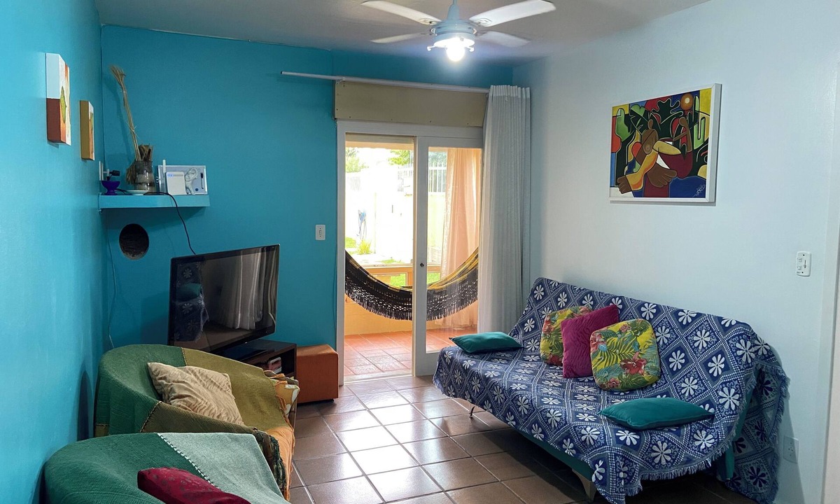 Arroio Teixeira Apartment | Ground floor apartment with garden view