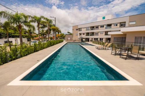 Ingleses Norte Apartment | High-standard apt in cond, 700m the beach CCI210