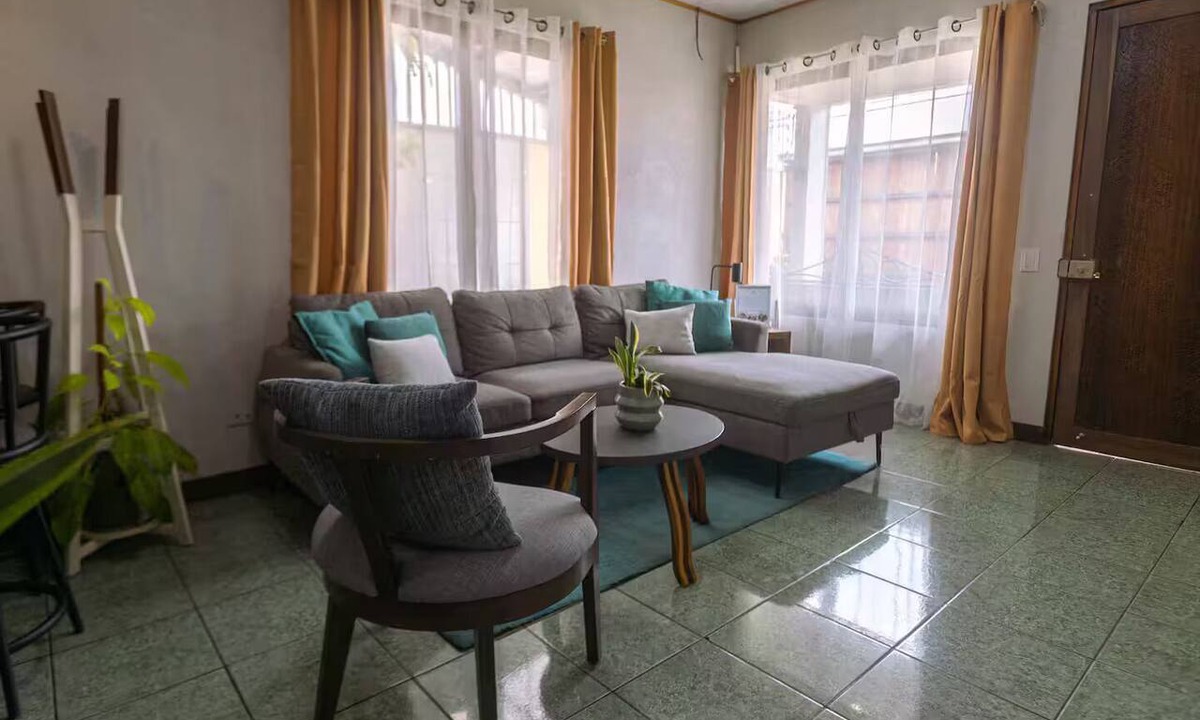 Palmares House | Hojas Verdes Excelente Ubicación Campo Ferial