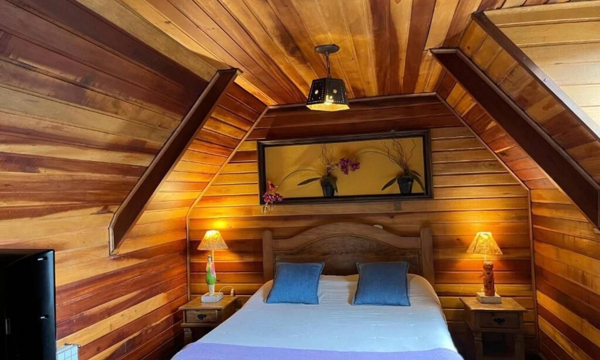 Jardim Andira House | Home & Hosting - Triple Room with Balcony