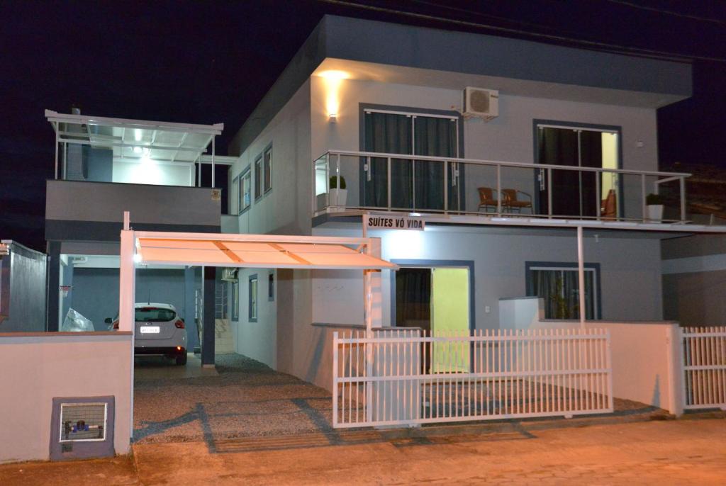 Praia da Armacao do Itapocoroi House | Hospedagem Vó Vida