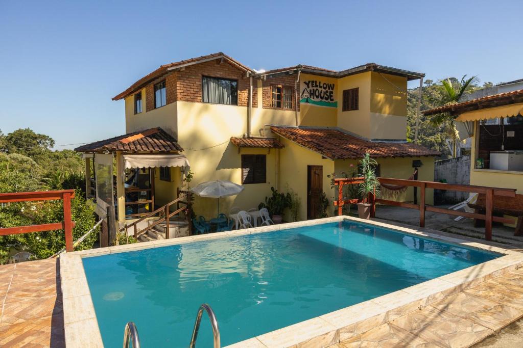 Itamonte Hostel | Hostel Yellow House MG