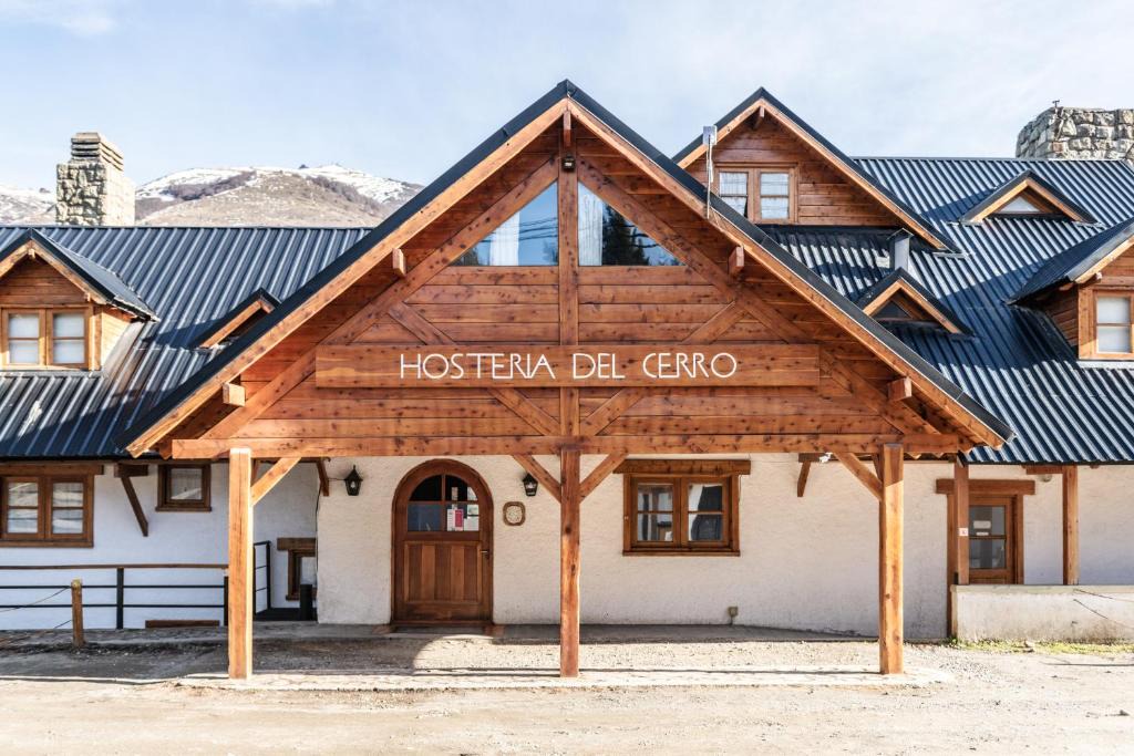 Villa Catedral Hotel | Hostería del Cerro
