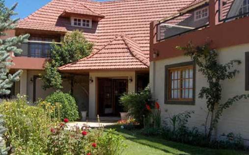Neuquen Hotel | Hosteria Amparo