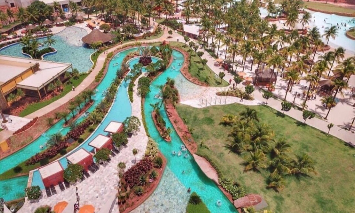 Olimpia Resort | Hot Beach Suites with water park ticket for up to 6 people, full kitchen