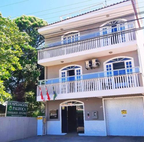 Palhoca Hotel | Hotel Hospedagem Palhoça com piscina