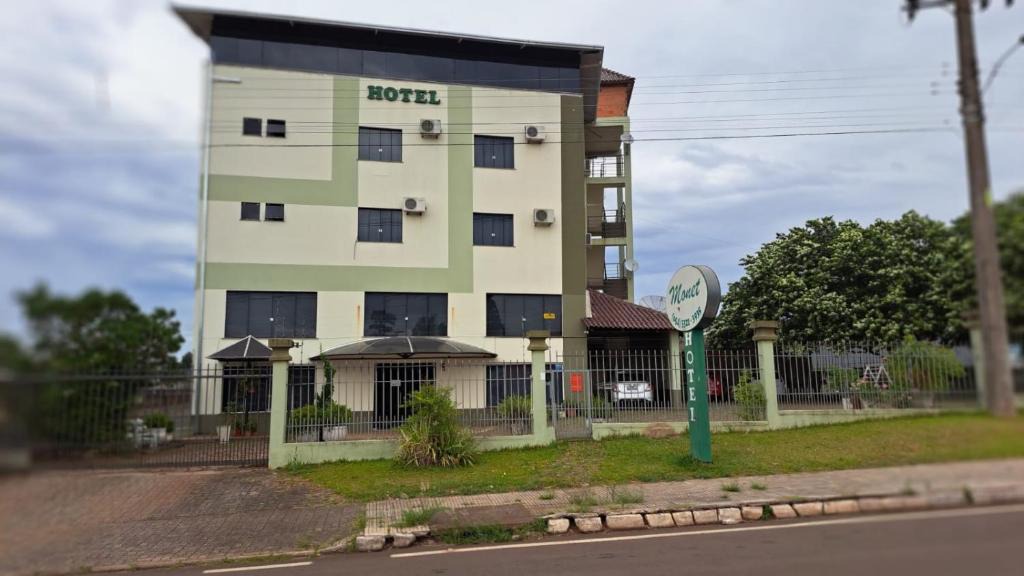 Industrial Hotel | Hotel Monet
