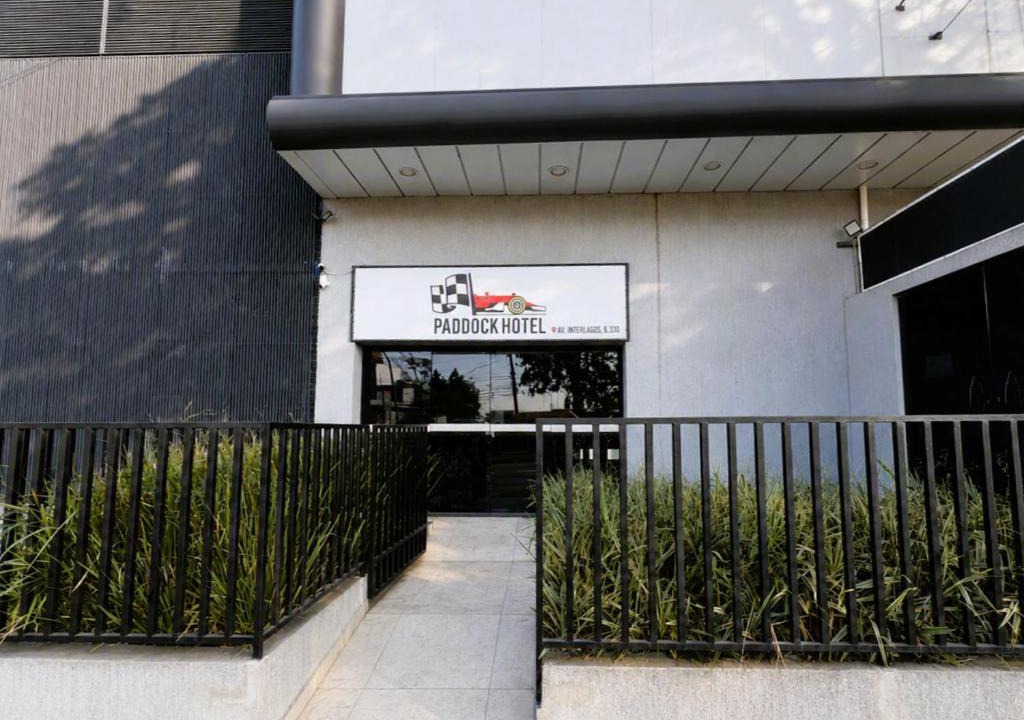 Interlagos Hotel | Hotel Paddock