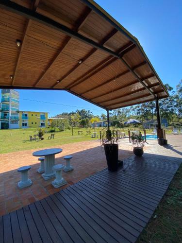 Ibiraquera Hotel | Hotel Pousada Laguna Rosa