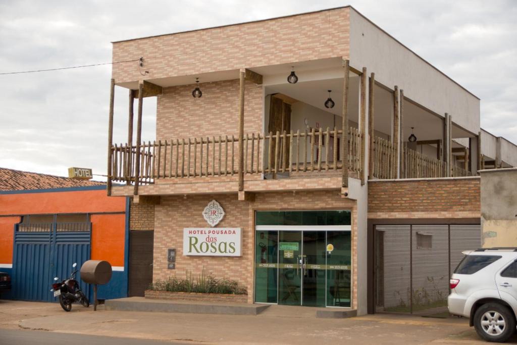 Carolina Hotel | HOTEL POUSADA DAS ROSAS